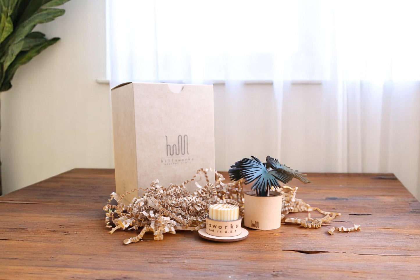 Handcrafted Leather Planter – Mini Palm Tree Style– Mini Jewelry Box or Diffuser, Botanical Gift Decor/Made in USA