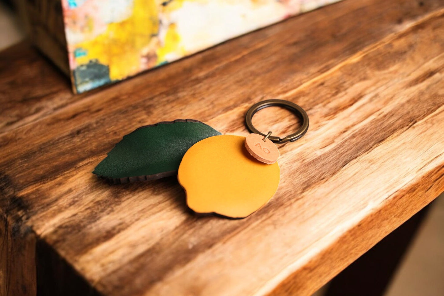 Handcrafted Leather lemon tree Leaf Keychain – Premium Italian Vegetable Tanned Leather-Free Personalized