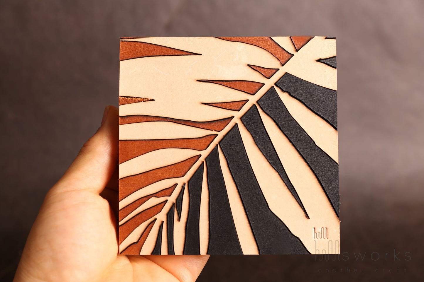 Handcrafted Leather Tropical Wall Art, Artistic Handmade Palm leaves Decor for house, Ideal Gift for Nature Enthusiasts